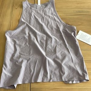 Lululemon find your pace tank